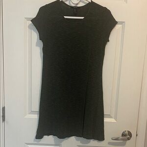 Forever 21 Dark Green and Black Striped Sweater